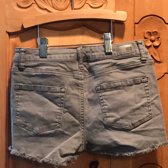 RSQ Venice Mid Rise Girls Short - Picture 2 of 3